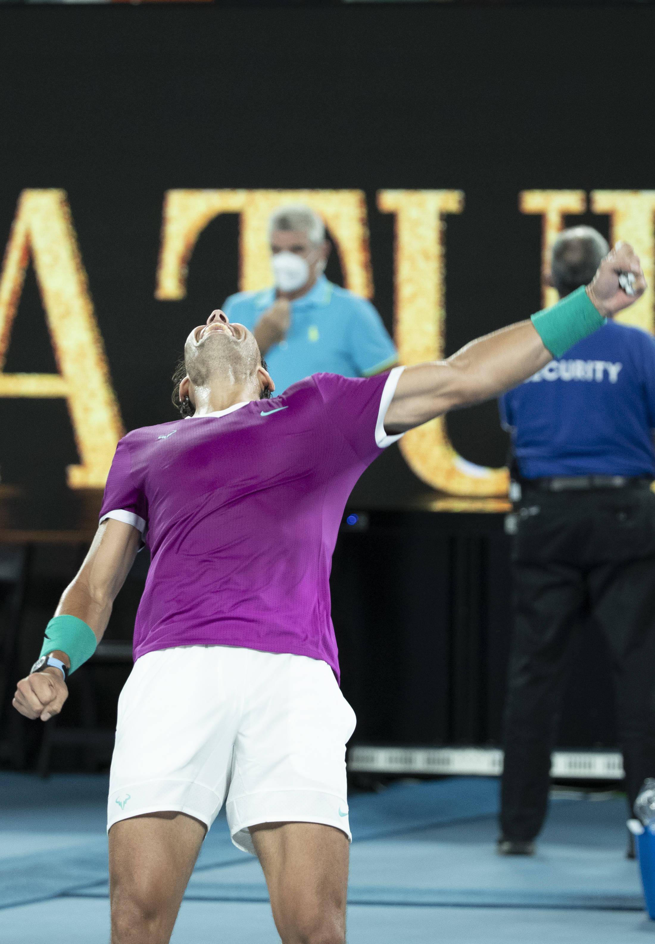 开云体育平台APP-美国网球队险胜欧洲网球队，纳达尔爆发神勇