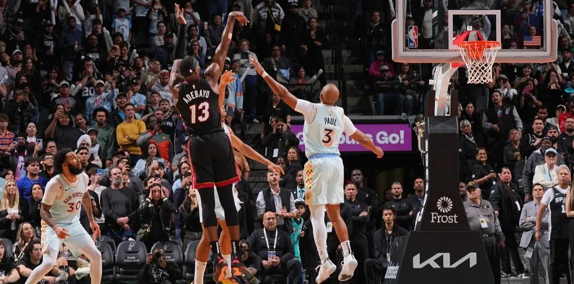 开云体育登录-热火碾压尼克斯，阿德巴约惊艳世界